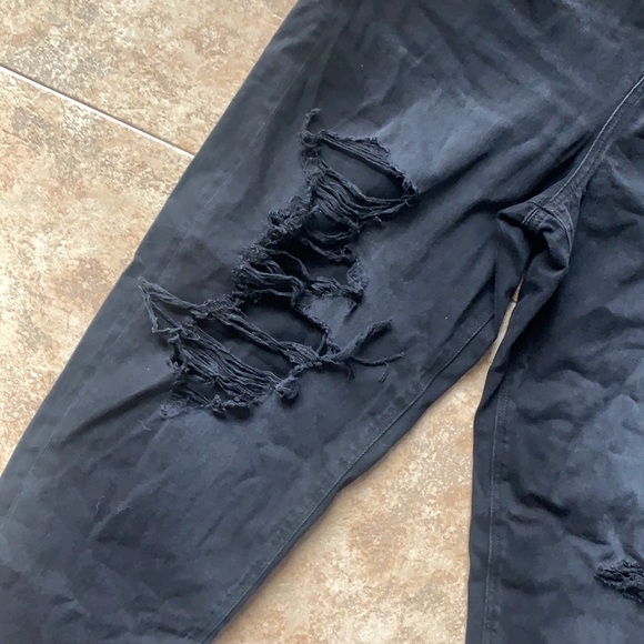 🎉3xHost Pick🎉 American Eagle Relaxed Mom Jean - Picture 2 of 9